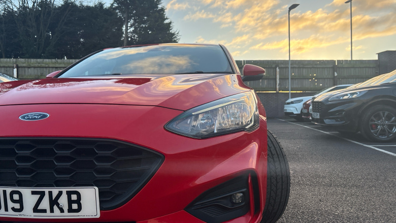 Ford Focus 1.0 EcoBoost 125 ST-Line 5dr Petrol Hatchback